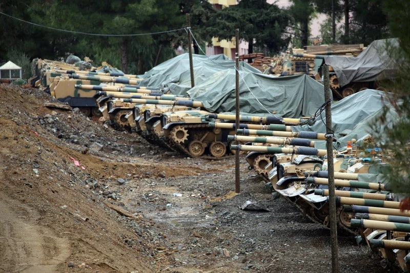 Αμείωτη η ένταση! Ο τουρκικός στρατός συνεχίζει τον βομβαρδισμό κουρδικών θέσεων στην περιοχή Αφρίν